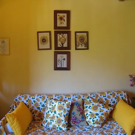 Il Bosco Delle Terrecotte Couette-café *