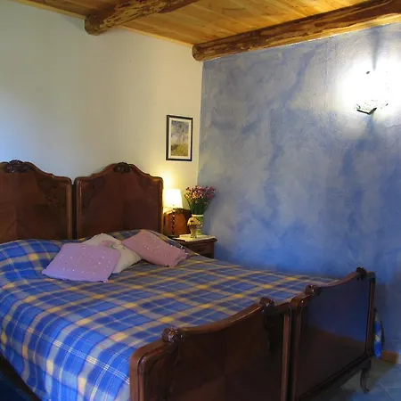 Il Bosco Delle Terrecotte Couette-café